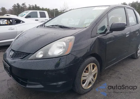 2010 Honda Fit z USA, uszkodzony, nr VIN JHMGE8G20AC004974